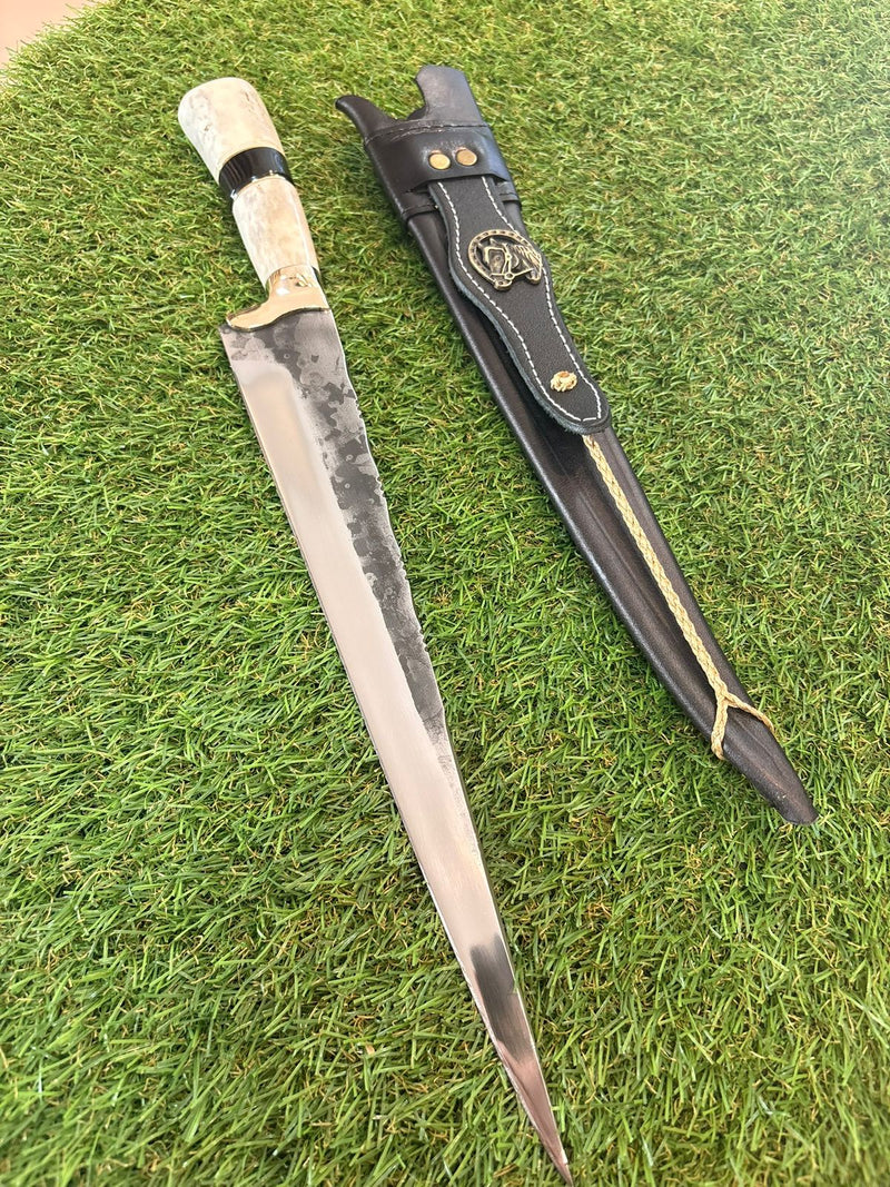 Faca Premium para Churrasco Língua de chimango PG14