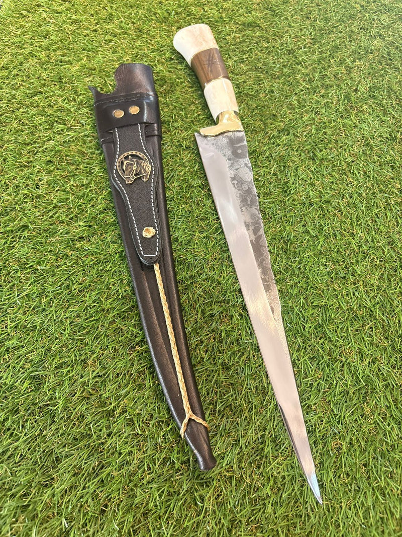 Faca Premium para Churrasco Língua de chimango PG17