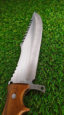 Faca de Sobrevivência TFG11