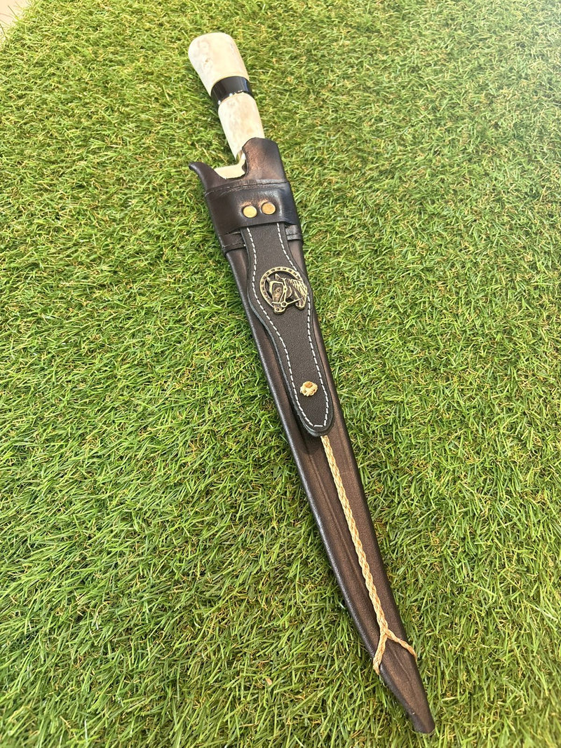 Faca Premium para Churrasco Língua de chimango PG14