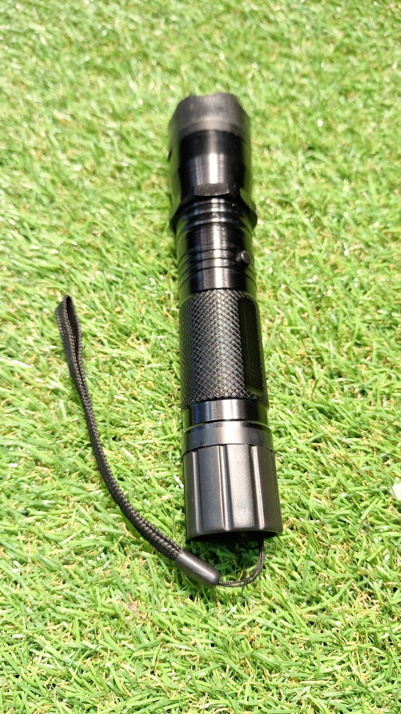 Lanterna Tática com Teaser LT-434