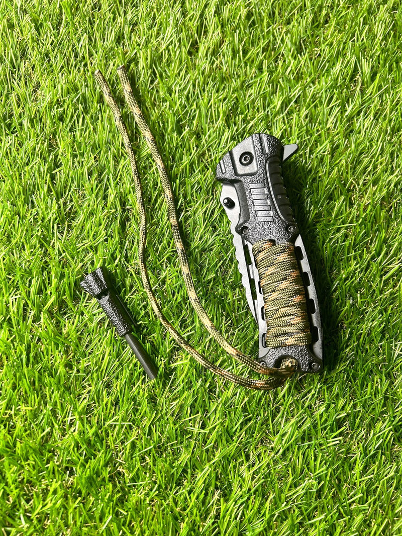 Canivete Sobrevivência Com Pederneira e Apito A093